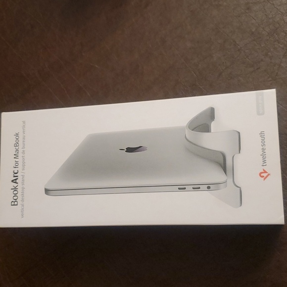 Book Arc for MacBook - Picture 1 of 3